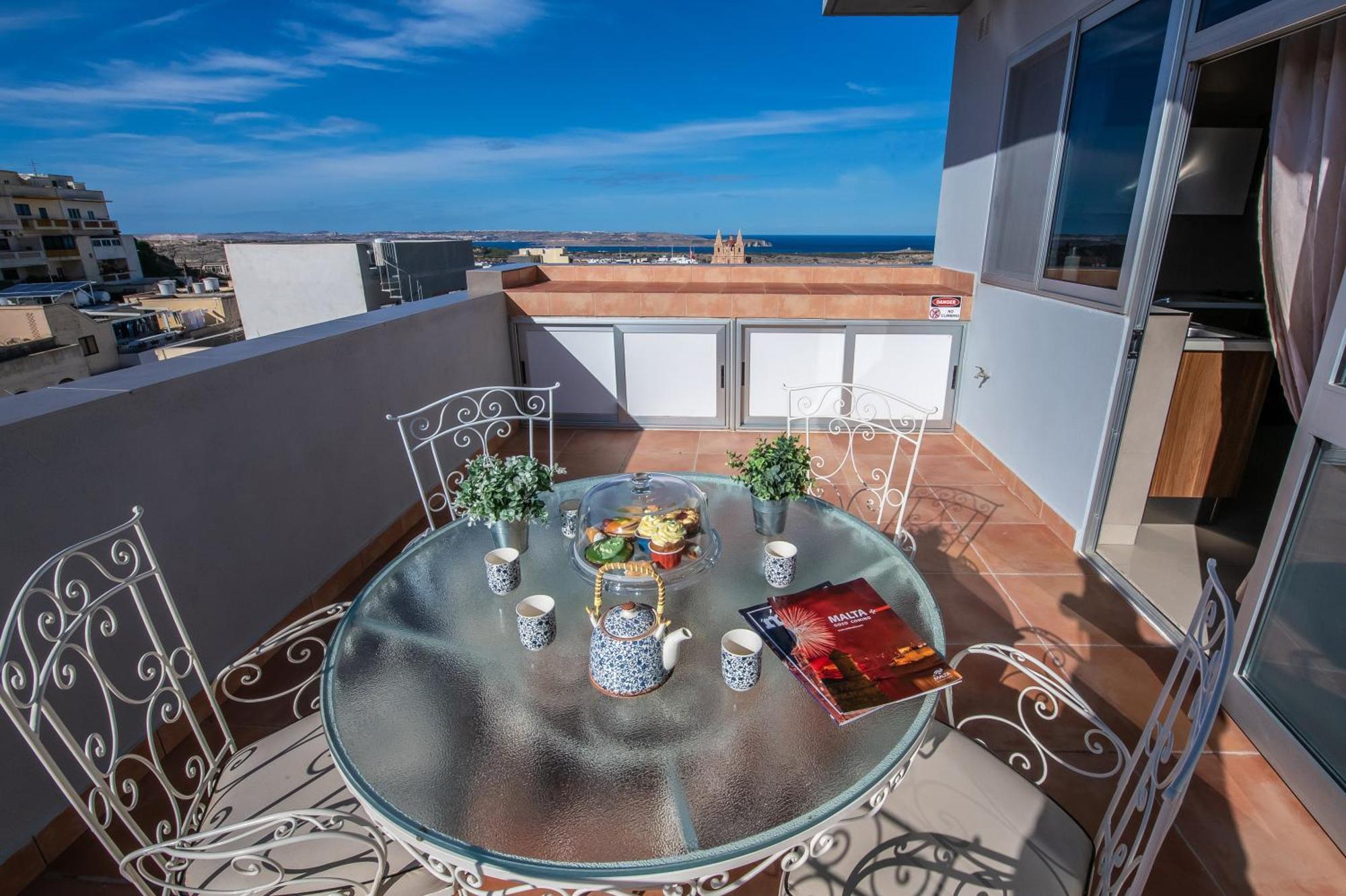 Francis Flats Modern Penthouse Διαμέρισμα Mellieħa Εξωτερικό φωτογραφία
