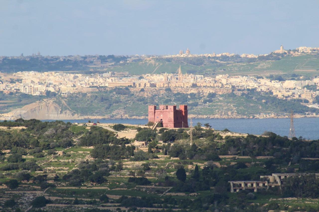 Francis Flats Modern Penthouse Διαμέρισμα Mellieħa Εξωτερικό φωτογραφία